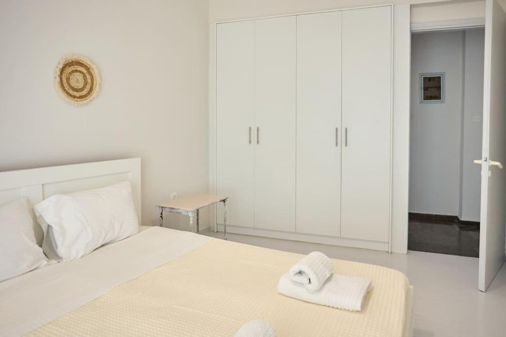 Panoramic White Blue Apartment Chios Town Ngoại thất bức ảnh